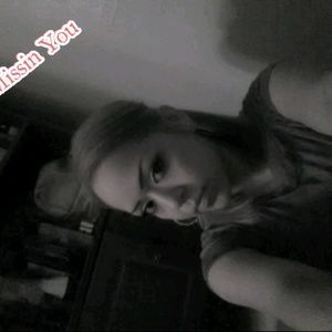 Meet your Posher, Yvette